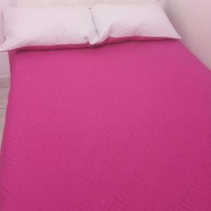 Acolchado Doble Faz Ultrasonido Blanco – Fucsia